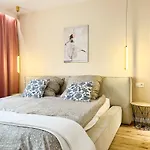 Prestige Apartment With Amazing View